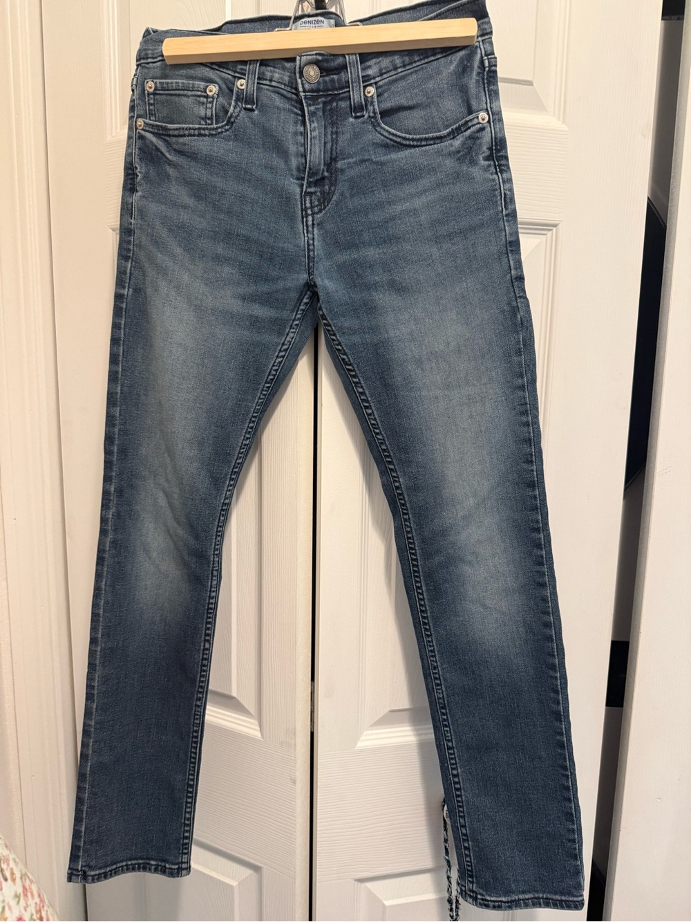 Denizen from Levi's Men's Skinny Jeans in Washed Blue